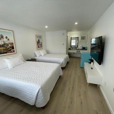Poolside Double Rooms Lake City Екстериор снимка